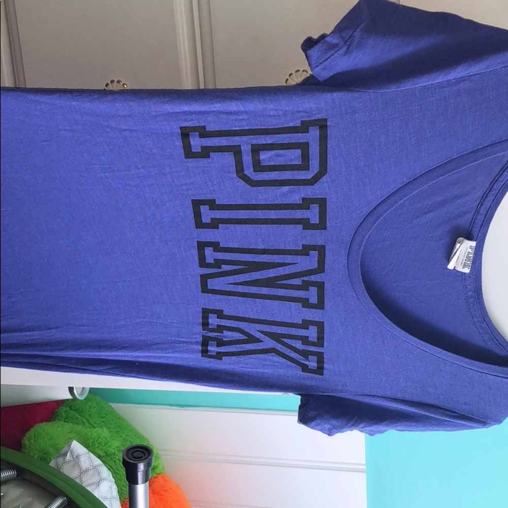 VS Pink T shirt - Picture 1 of 2